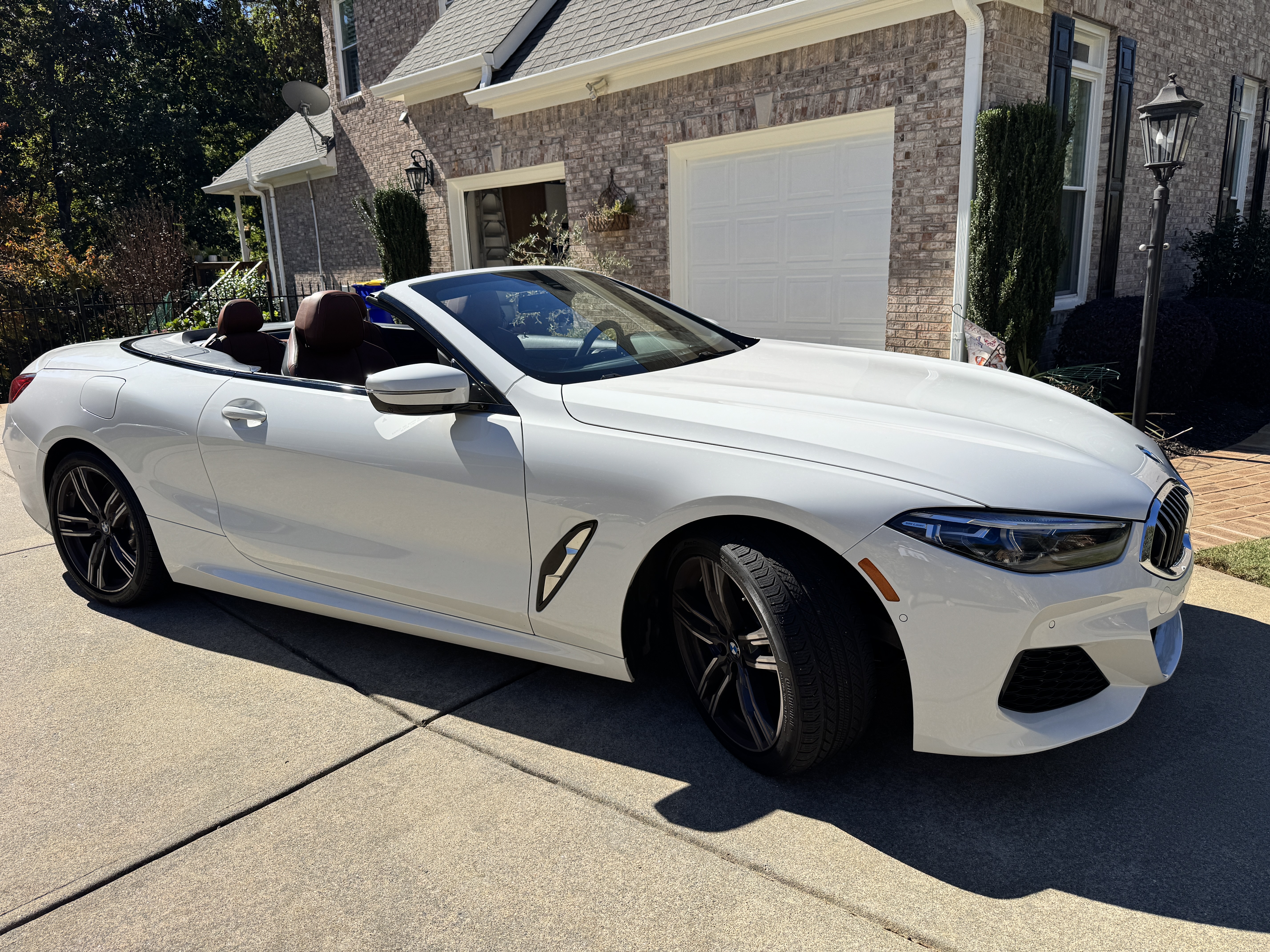 Used 2022 BMW 840i xDrive Convertible w/ Driving Assistance Package AWD/4WD image 2