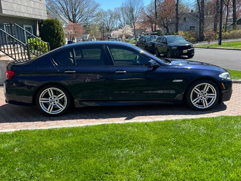 Used 2013 BMW 550i Sedan image 5