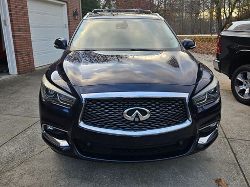 Used 2019 INFINITI QX60 Luxe w/ Sensory Package image 6