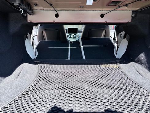 Used 2017 Mercedes-Benz C 300 Coupe image 18