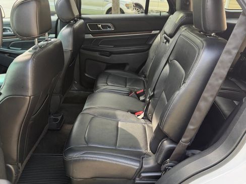 Used 2016 Ford Explorer Limited w/ Equipment Group 301A AWD/4WD image 11