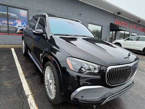 Used 2021 Mercedes-Benz Maybach GLS 600 4MATIC image 8