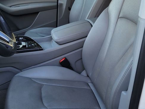 Used 2017 Audi Q7 3.0T Prestige image 8