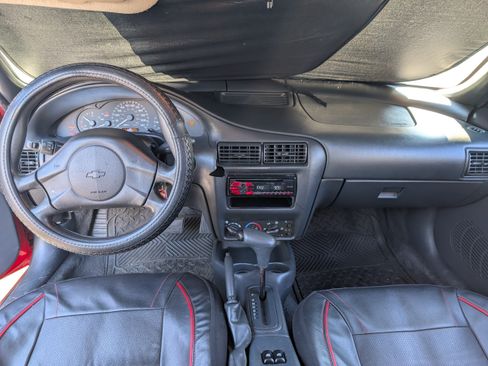 Used 2005 Chevrolet Cavalier LS image 4