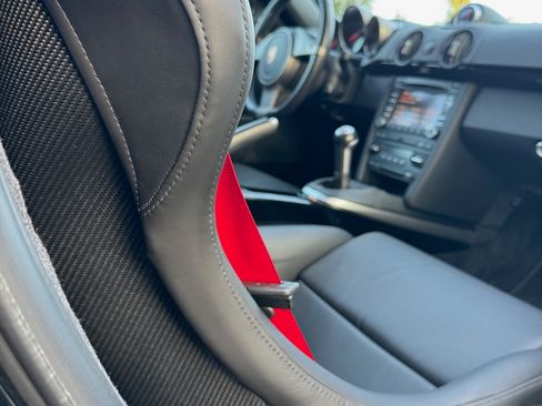 Used 2011 Porsche Boxster Spyder image 27