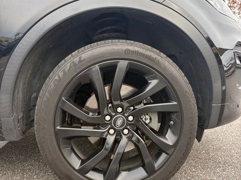 Used 2018 Land Rover Discovery Sport HSE image 9