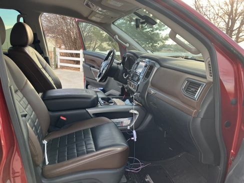 Used 2017 Nissan Titan Platinum Reserve image 13