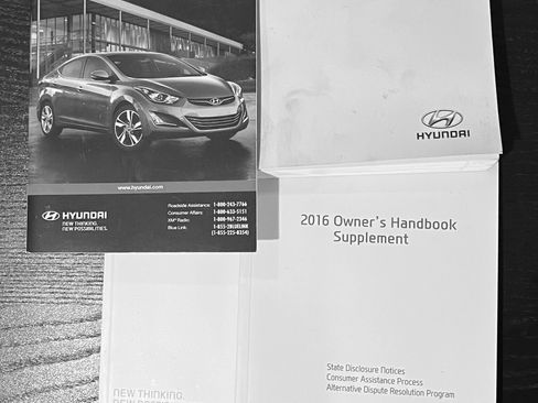 Used 2016 Hyundai Elantra SE image 17