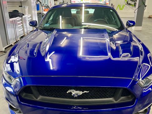Used 2015 Ford Mustang GT Premium RWD image 13