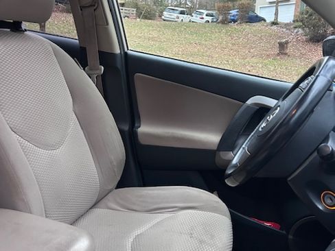 Used 2007 Toyota RAV4 Limited image 15