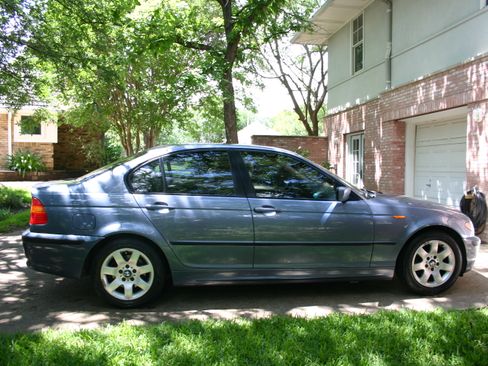 Used 2005 BMW 325i Sedan RWD image 8