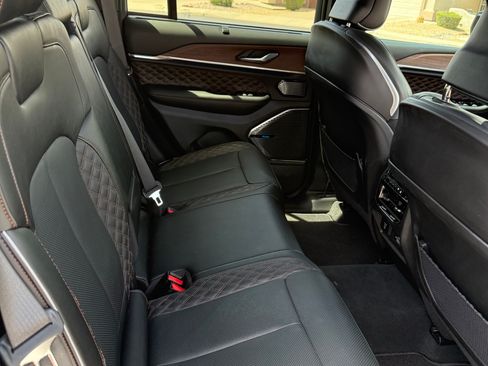 Used 2024 Jeep Grand Cherokee Summit w/ Adv Protech Group IV image 8