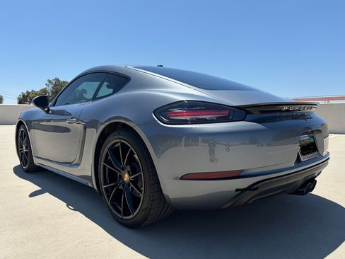 Used 2025 Porsche 718 Cayman S RWD image 29