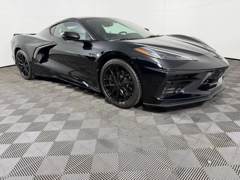 Used 2023 Chevrolet Corvette Stingray Premium Cpe w/ Z51 Performance Package RWD image 4