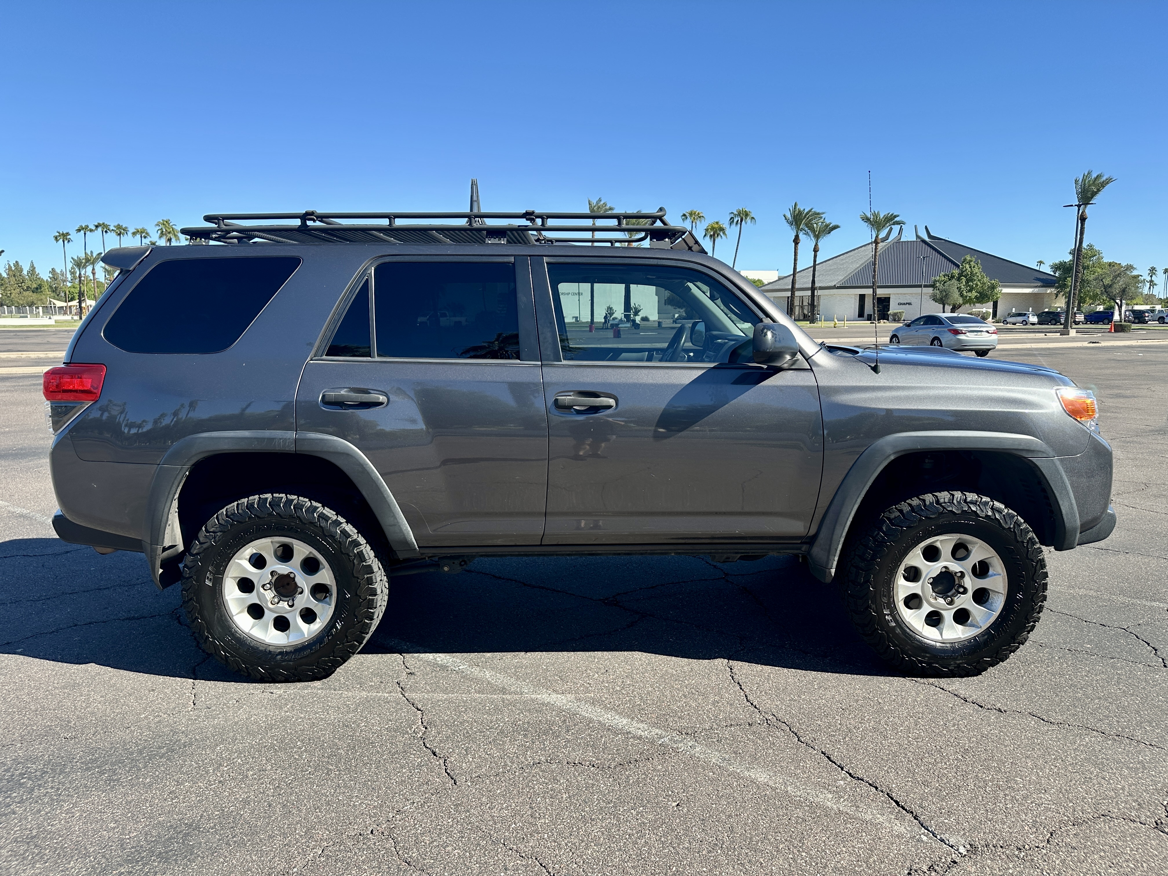 Used 2011 Toyota 4Runner Trail AWD/4WD image 14
