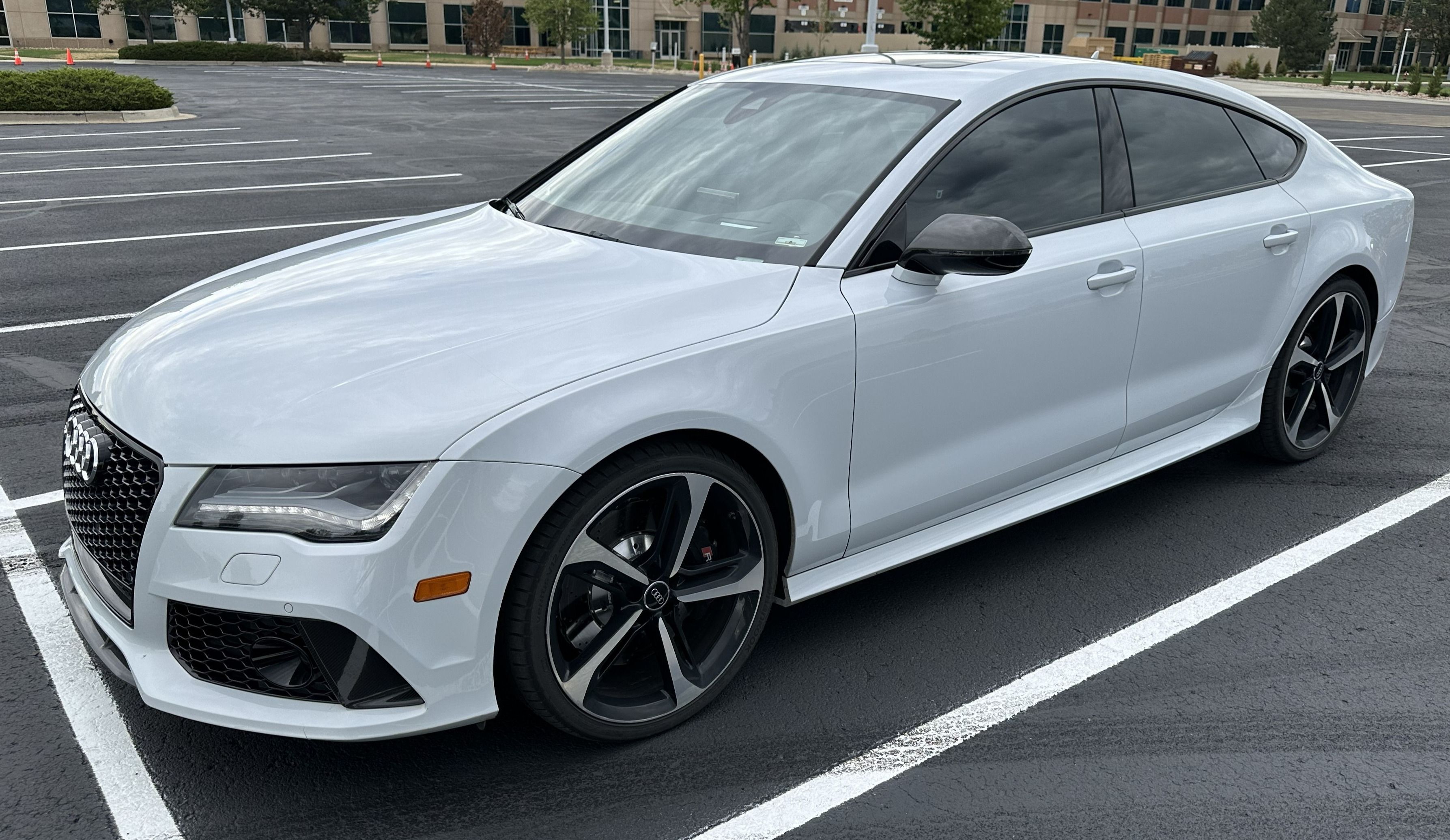 Used 2014 Audi RS 7 Prestige AWD/4WD image 4