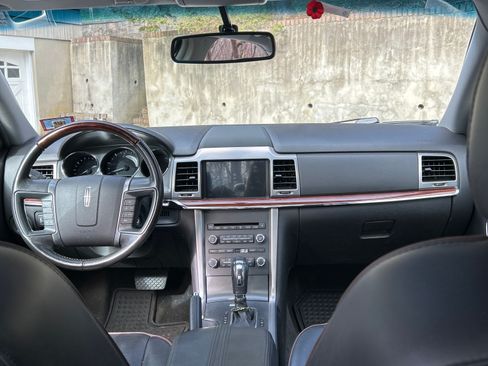 Used 2012 Lincoln MKZ AWD image 4