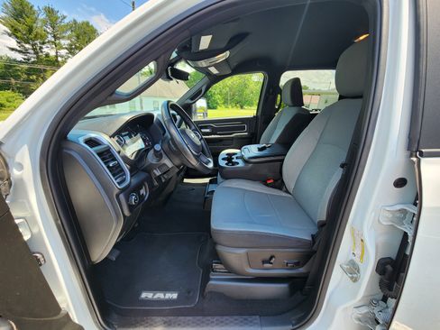 Used 2024 RAM 3500 Big Horn image 16