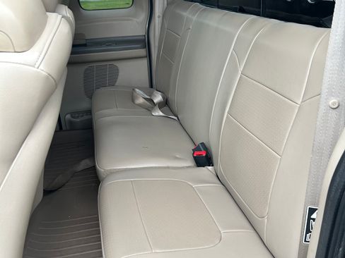 Used 2003 Ford F350 Lariat image 16