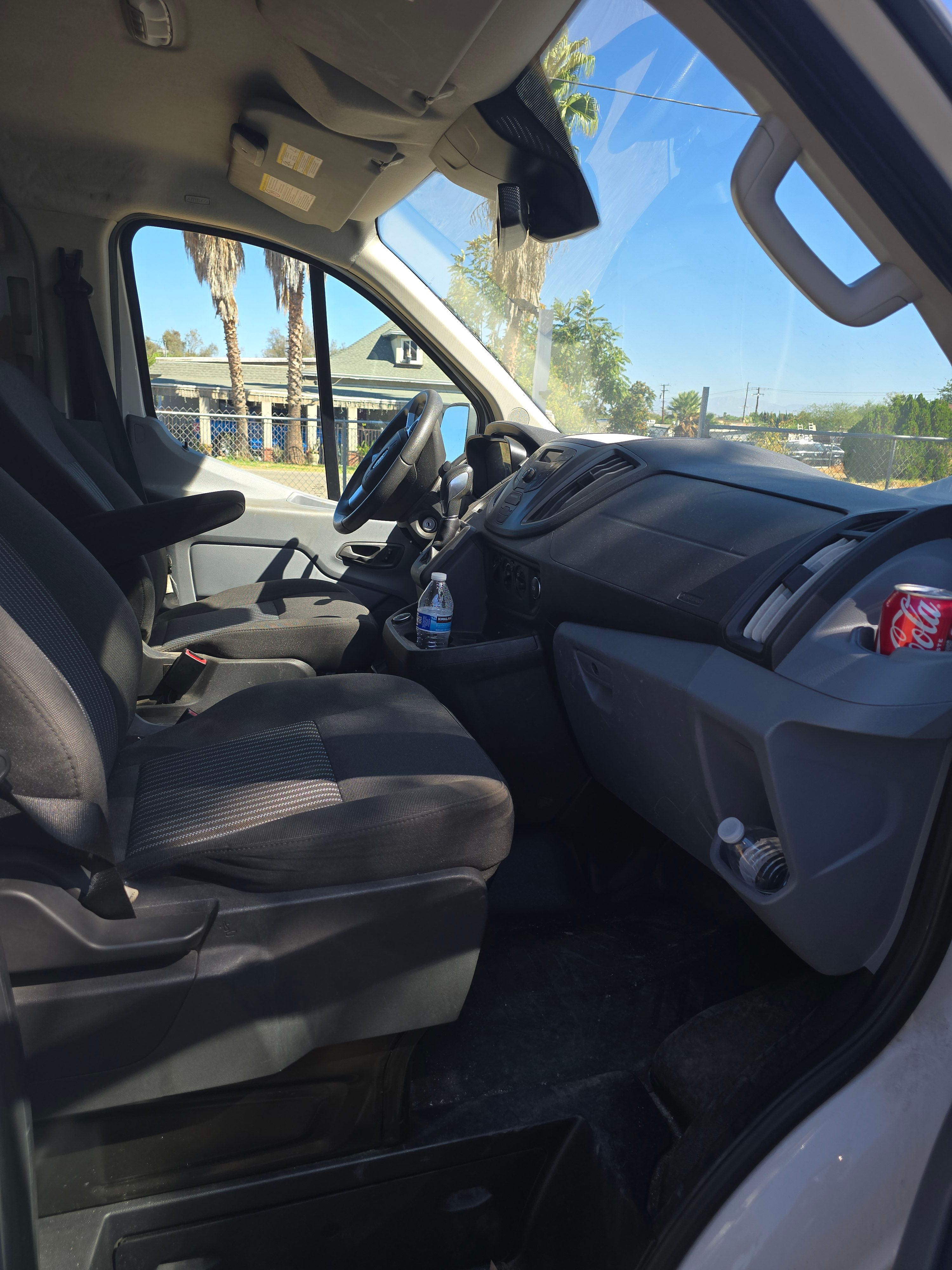Used 2018 Ford Transit 250 130 Low Roof w/ Exterior Upgrade Package RWD image 4