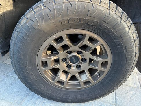 Used 2023 Toyota 4Runner 40th Anniversary SE image 10