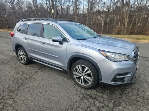 Used 2019 Subaru Ascent Limited image 10