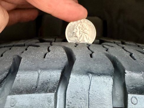 Used 2012 Honda Odyssey Touring image 12