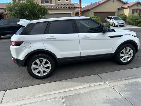 Used 2018 Land Rover Range Rover Evoque AWD/4WD image 2