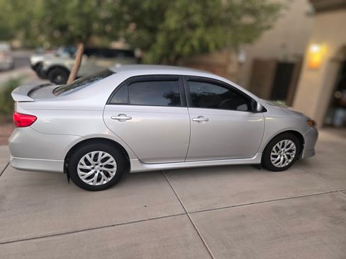 Used 2010 Toyota Corolla image 6