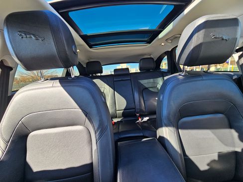 Used 2021 Jaguar F-PACE S image 12