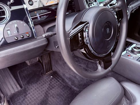 Used 2015 Rolls-Royce Ghost image 20