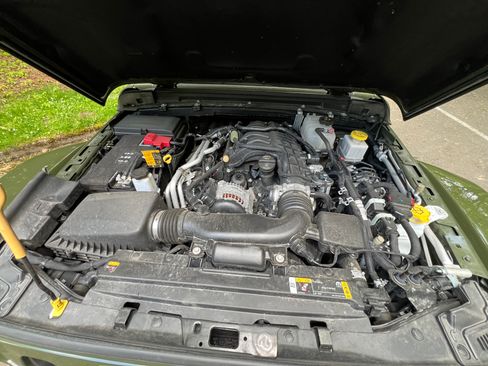 Used 2023 Jeep Gladiator Rubicon w/ LED Lighting Group image 25