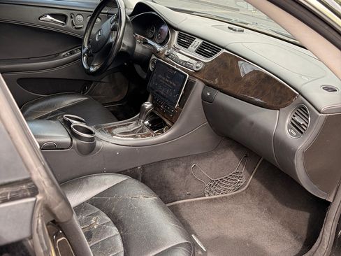 Used 2007 Mercedes-Benz CLS 550 image 12