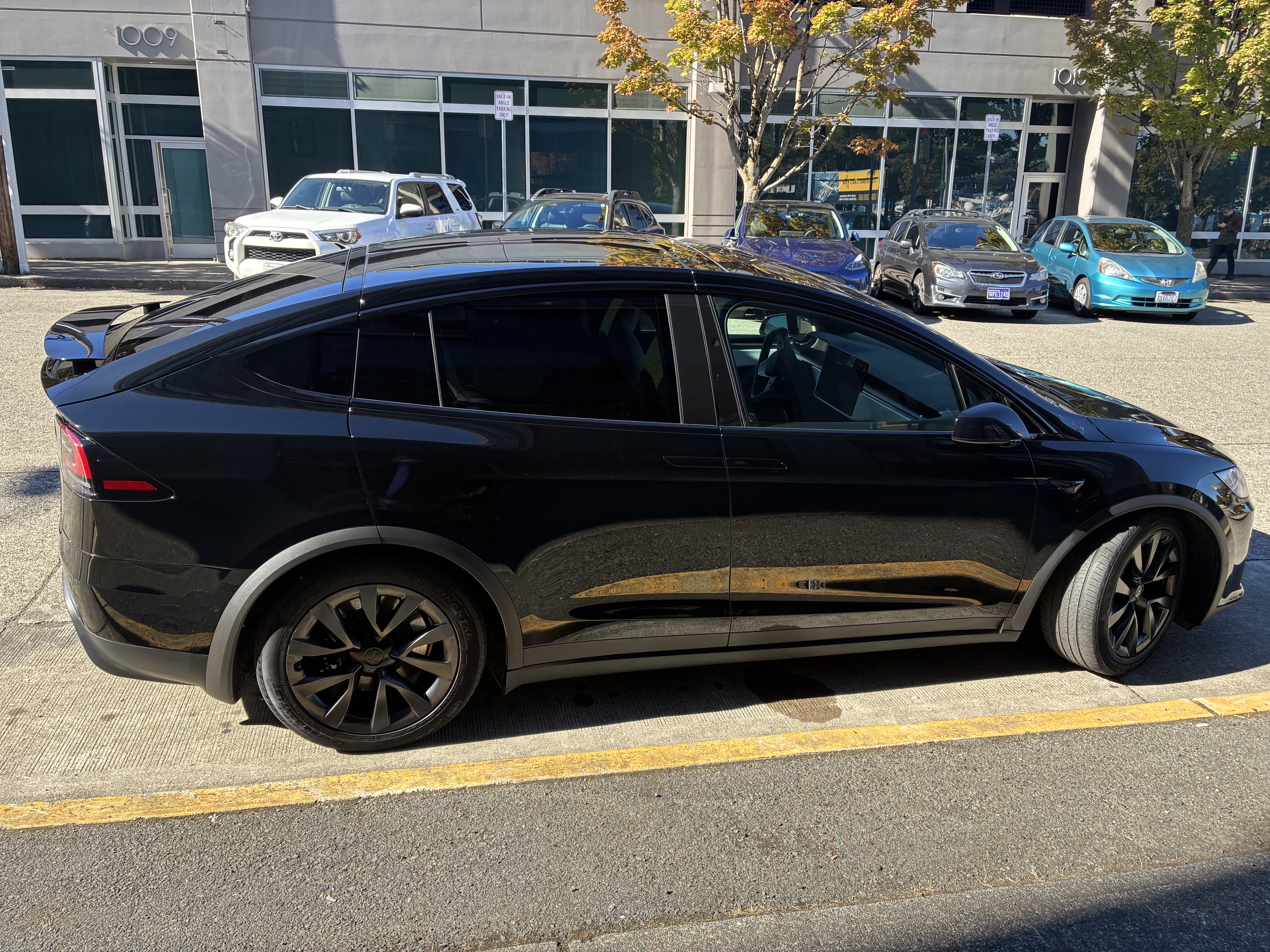 Used 2022 Tesla Model X Plaid AWD/4WD image 8