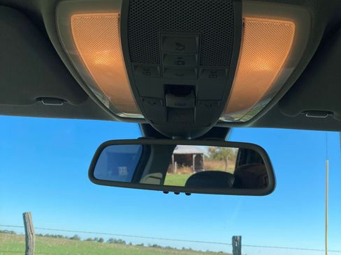 Used 2015 Mercedes-Benz GLK 350 2WD image 17