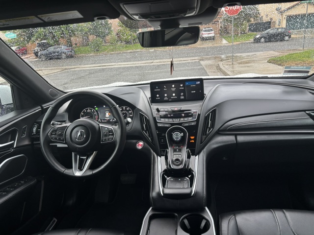 Used 2025 Acura RDX SH-AWD image 10