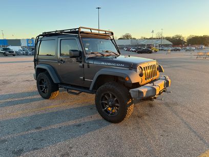 Used 2017 Jeep Wrangler Rubicon w/ Power Convenience Group