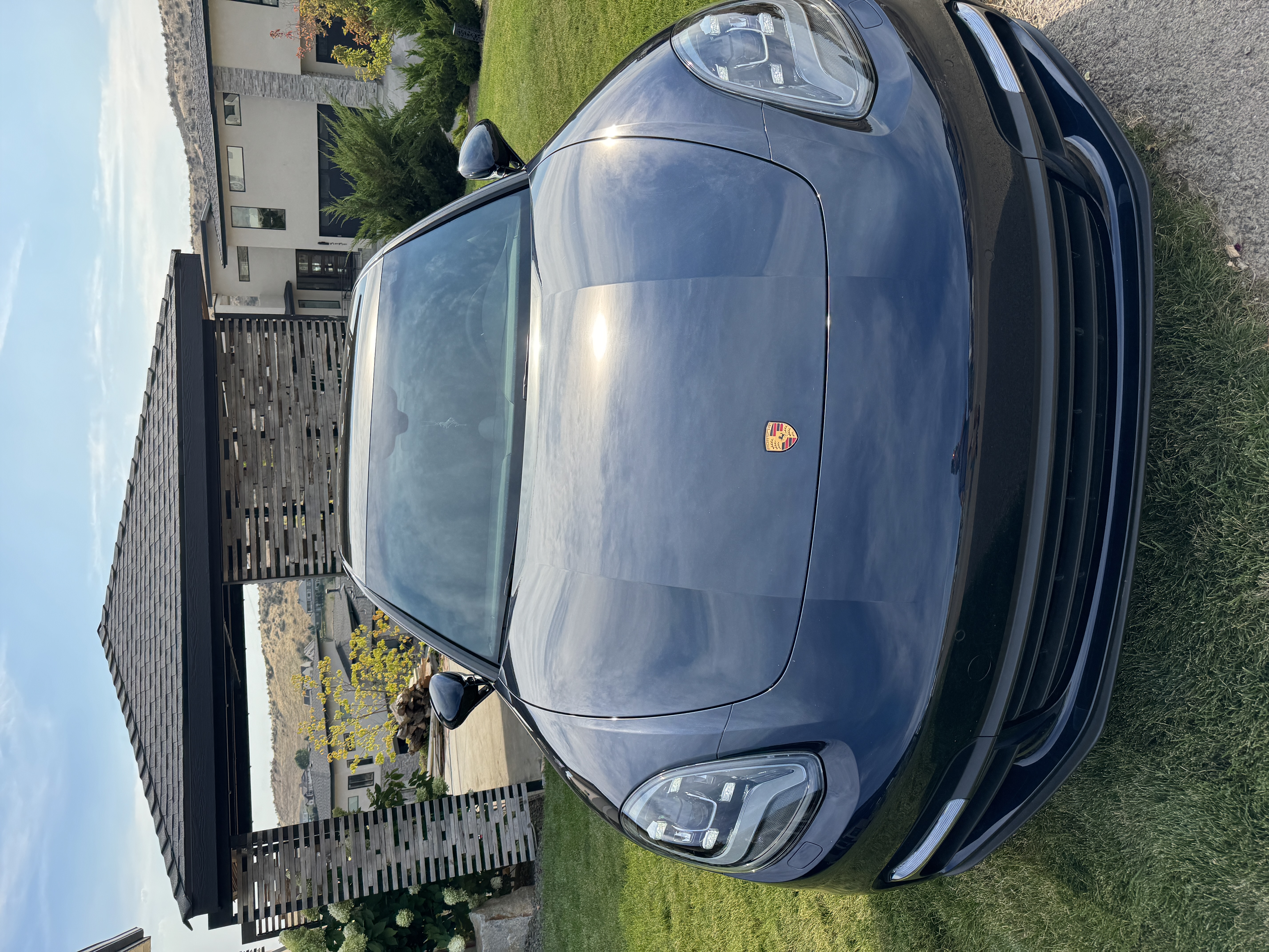 Used 2020 Porsche Panamera AWD/4WD image 2