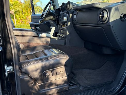 Used 2007 HUMMER H2 image 12