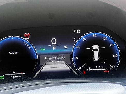 Used 2025 Toyota Grand Highlander AWD Hybrid image 13