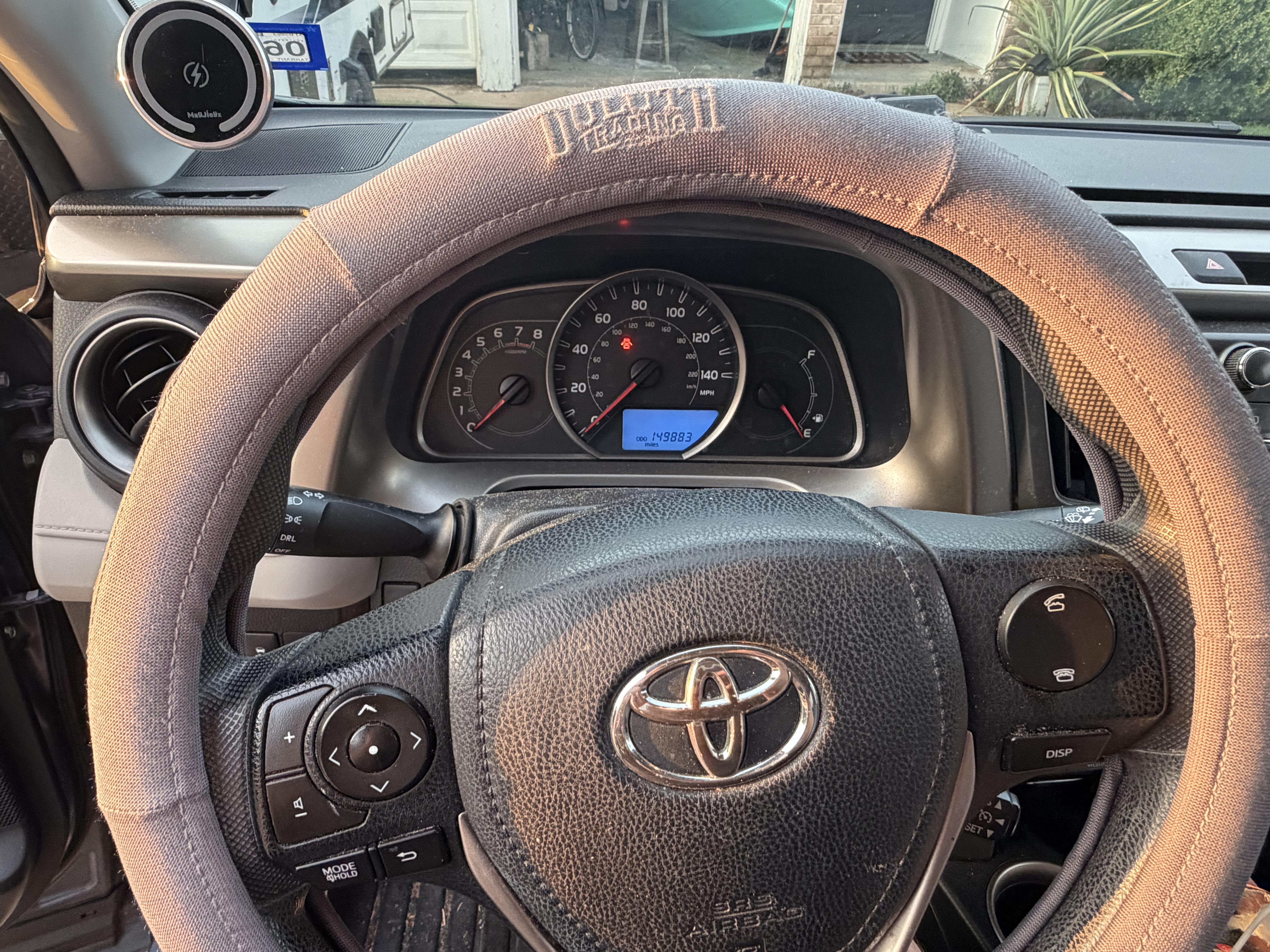 Used 2013 Toyota RAV4 LE AWD/4WD image 4