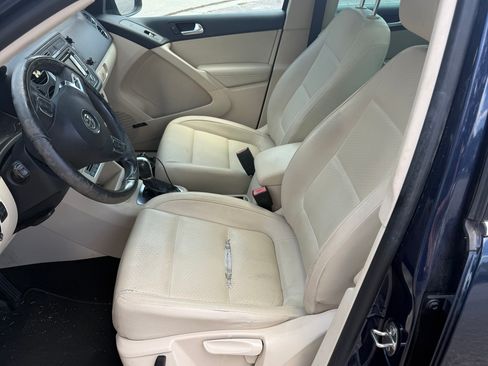 Used 2014 Volkswagen Tiguan SEL FWD image 5