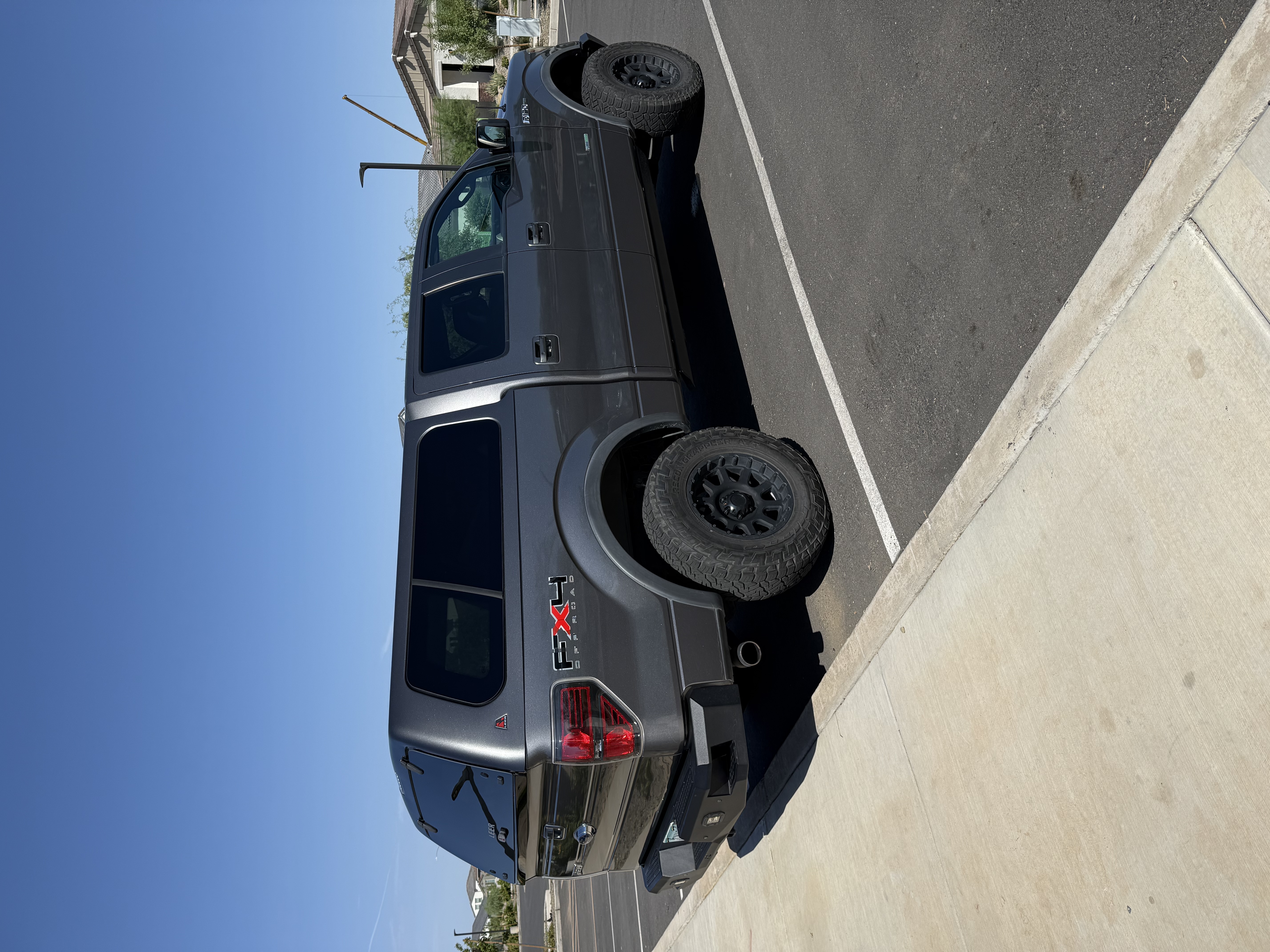 Used 2011 Ford F150 FX4 w/ FX Luxury Pkg AWD/4WD image 8