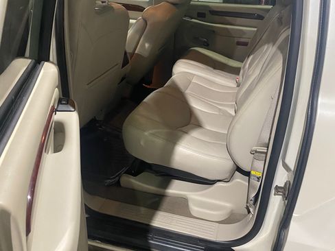 Used 2006 Cadillac Escalade EXT image 8