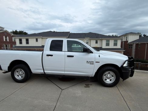 Used 2020 RAM 1500 Tradesman AWD/4WD image 2