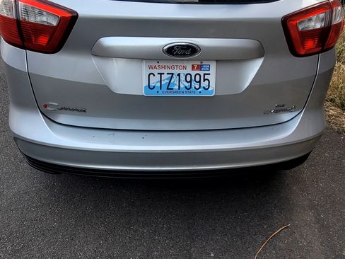 Used 2014 Ford C-MAX SE image 9