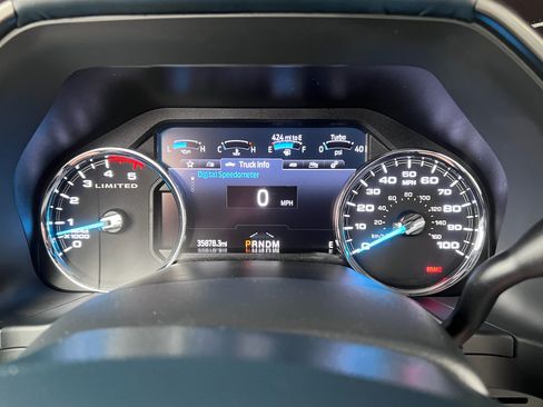 Used 2022 Ford F450 Limited w/ FX4 Off-Road Package image 20