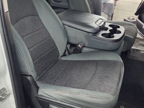 Used 2015 RAM 1500 Big Horn image 15