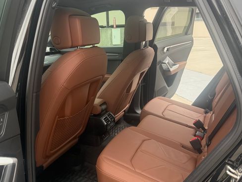 Used 2022 Audi Q3 2.0T Premium image 9