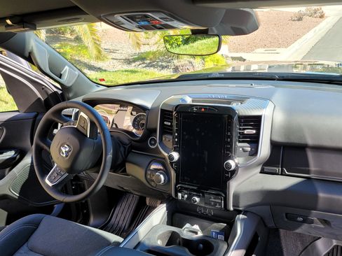 Used 2025 RAM 1500 Big Horn image 8